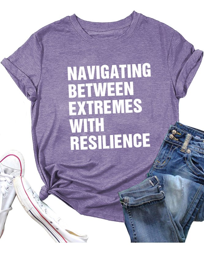 Navigating between extremes with resilience BPD T-Shirt