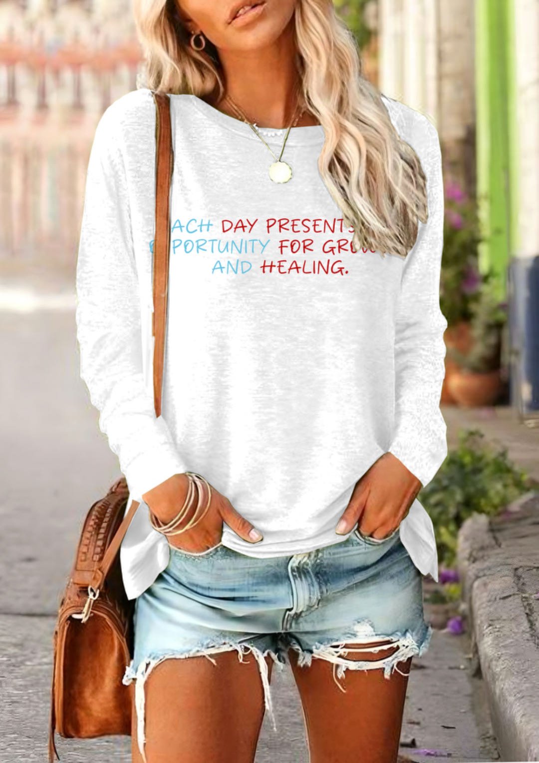 Each day presents an opportunity for growth and healing BPD T-Shirt